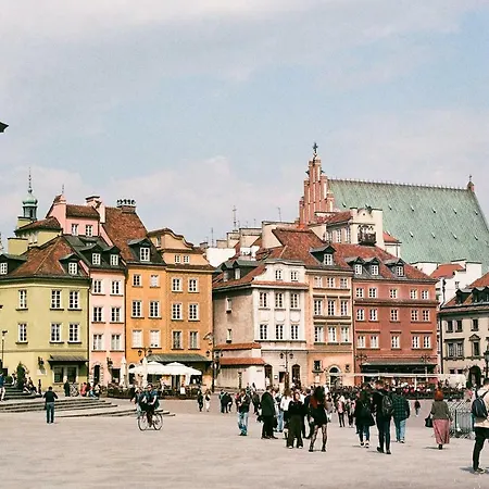 Red Brick Old Town * Warszawa